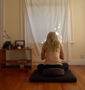 PIC 11 09SeatedBowFromBehind